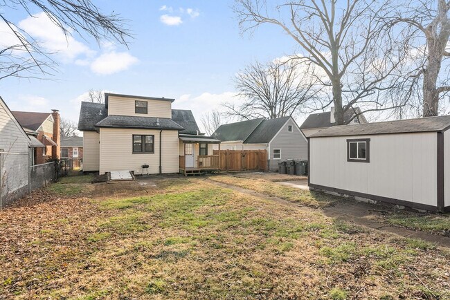 Building Photo - 3532 Greenwood Blvd