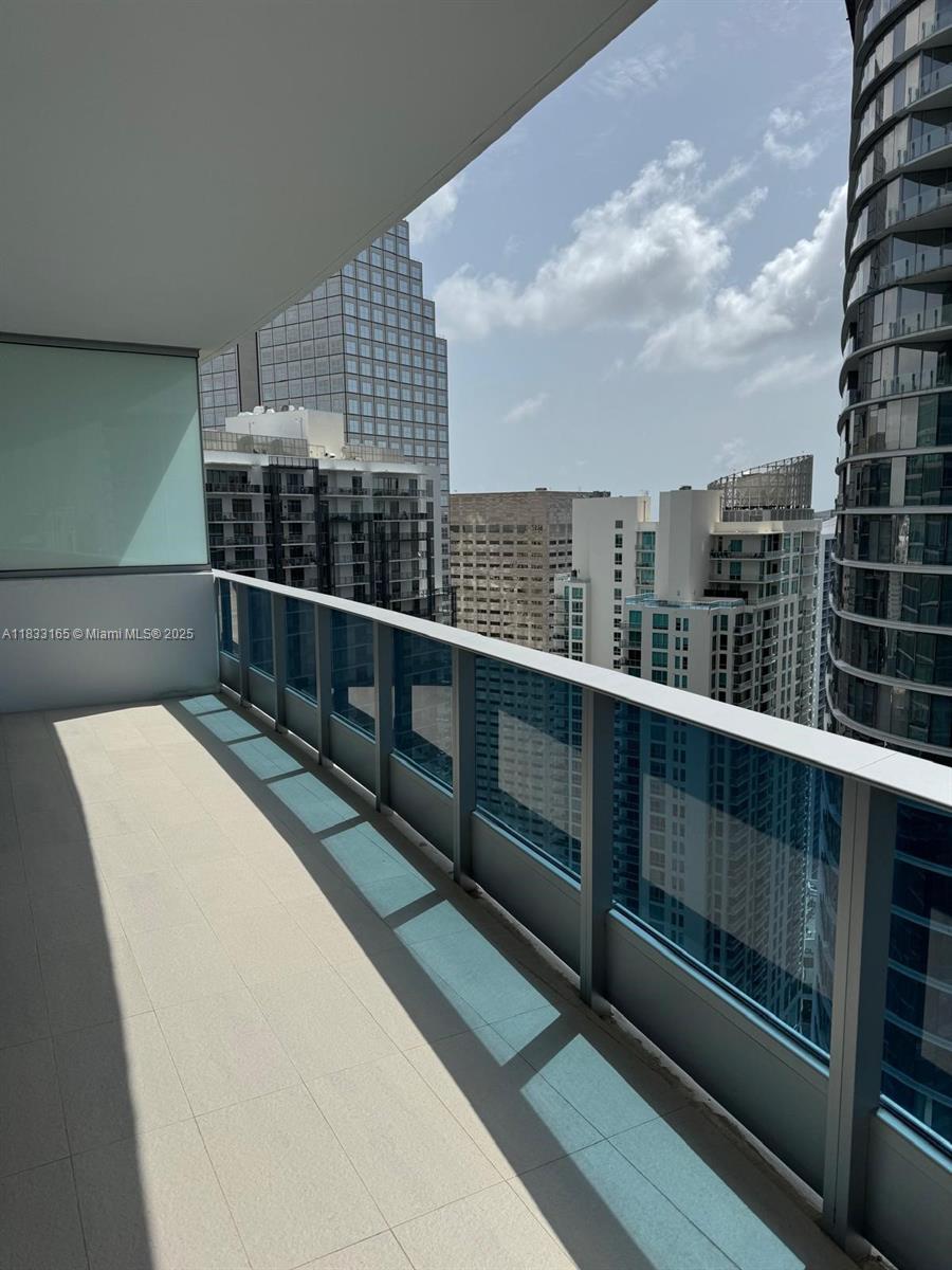 Building Photo - 200 Biscayne Boulevard Way