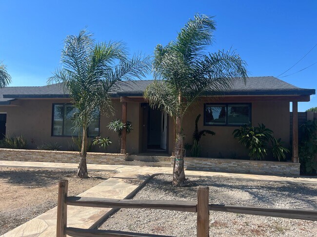 Primary Photo - Ventura 3+2 bedroom single family home!