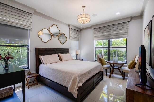 Building Photo - 9602 W 35th Ln