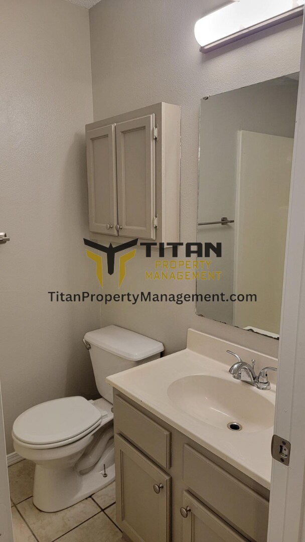 Building Photo - 2 bed/2 bath Apartment