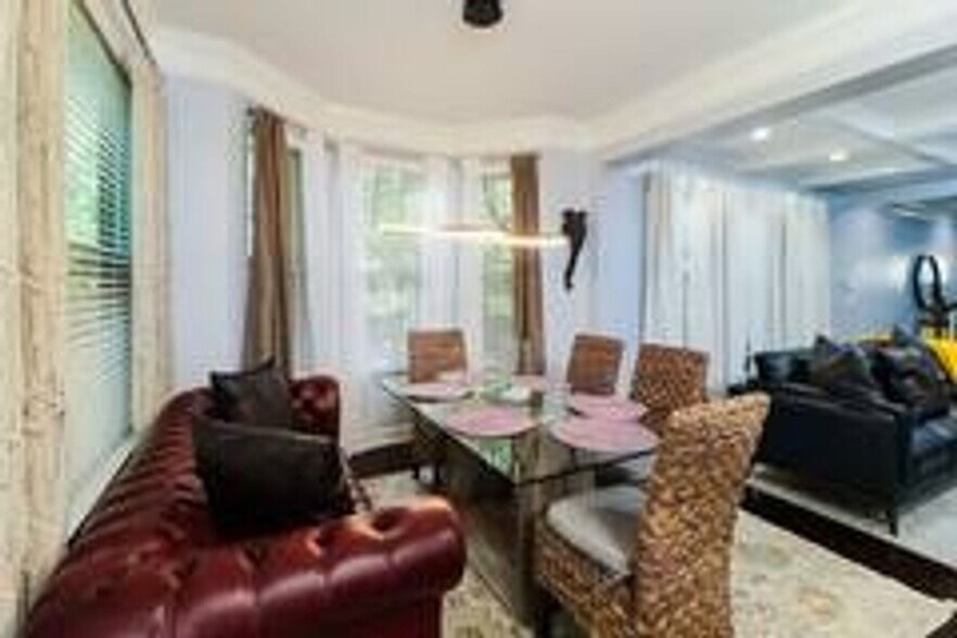 Building Photo - 1547 Paxton Dr SW