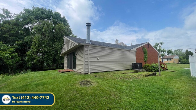 Building Photo - 523 Larix Rd
