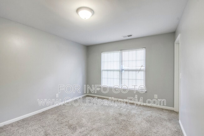 Building Photo - 2116 14th Ave N