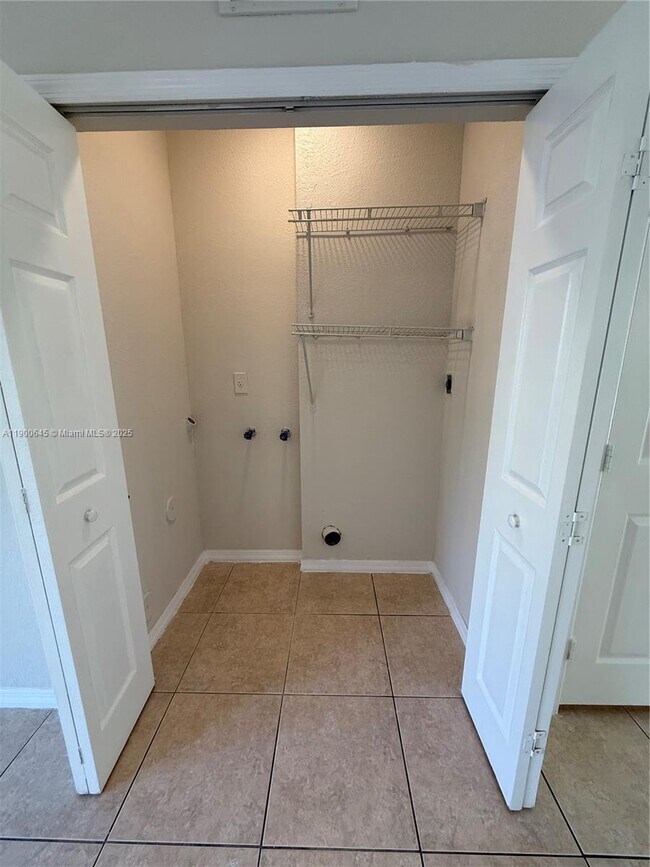 Building Photo - 20439 NW 15th Ave