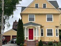 Building Photo - 1362 Narragansett Blvd