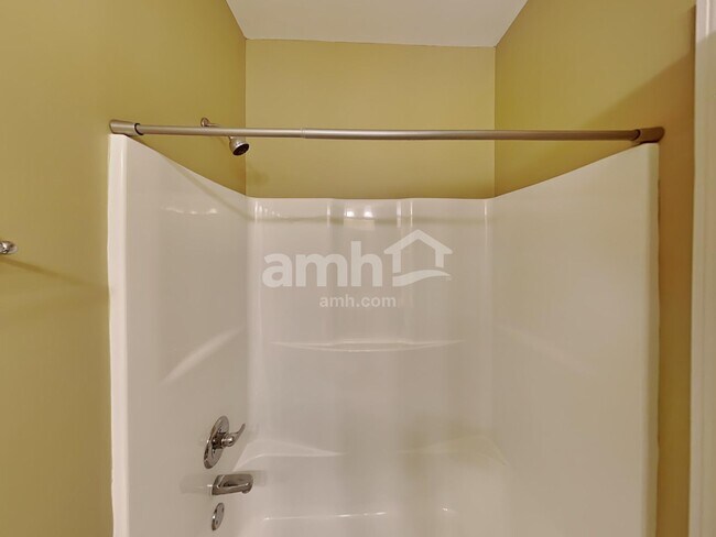 Building Photo - 519 Agate Dr