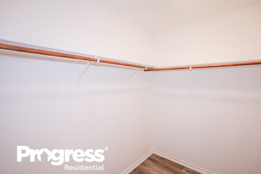 Building Photo - 3609 Butler Dr