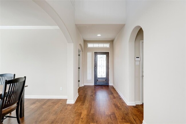 Building Photo - 4211 Oldenburg Ln
