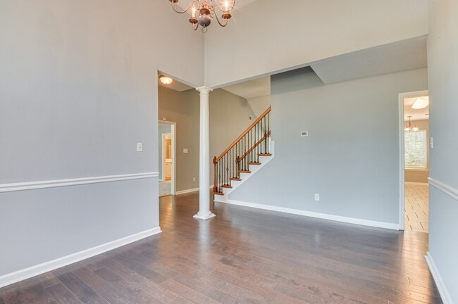 Building Photo - 1231 Pinnacle Dr