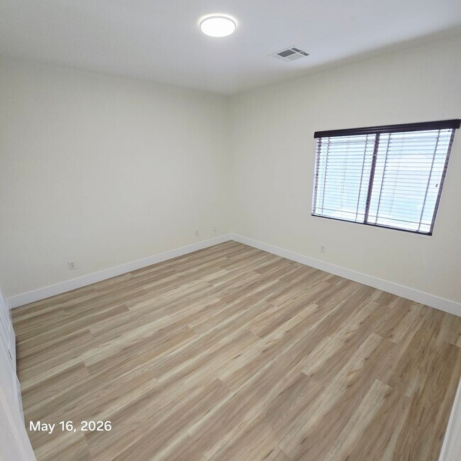 Building Photo - Gorgeous Home For Rent