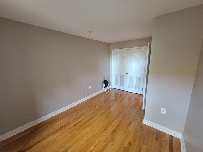 Building Photo - 1308 Clifton St NW