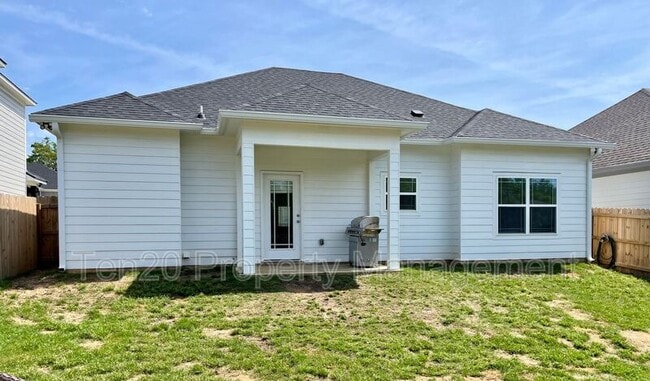 Building Photo - 30 Vineyard Dr
