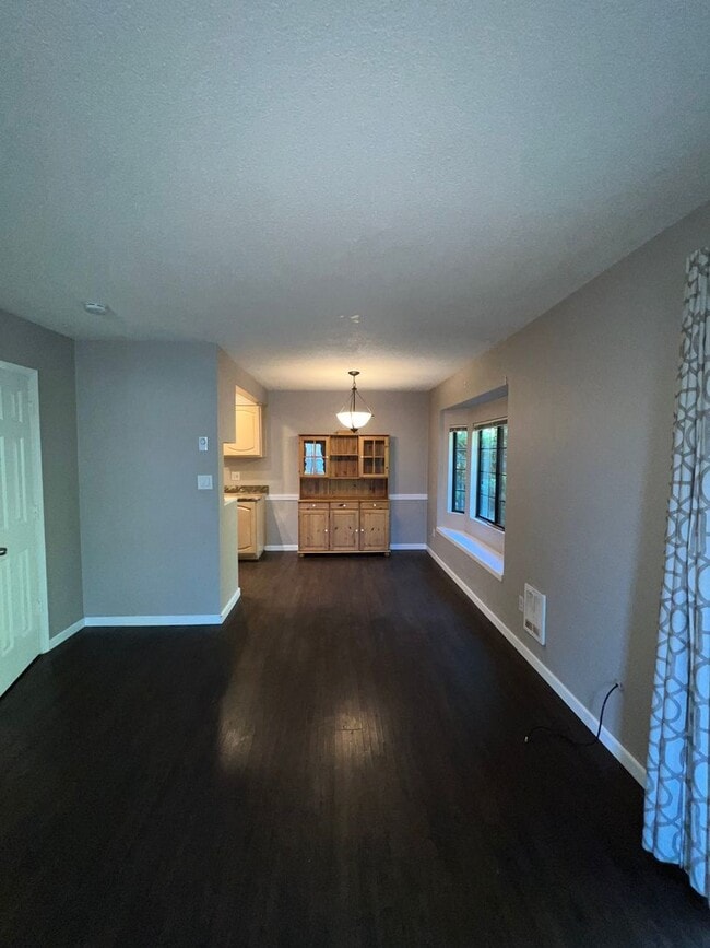 Building Photo - Move in Special : Two bedroom townhouse ne...