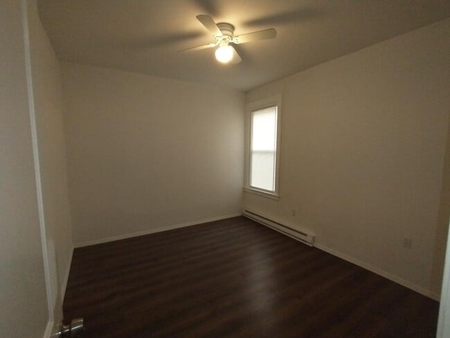 Building Photo - 5626 N 12th St