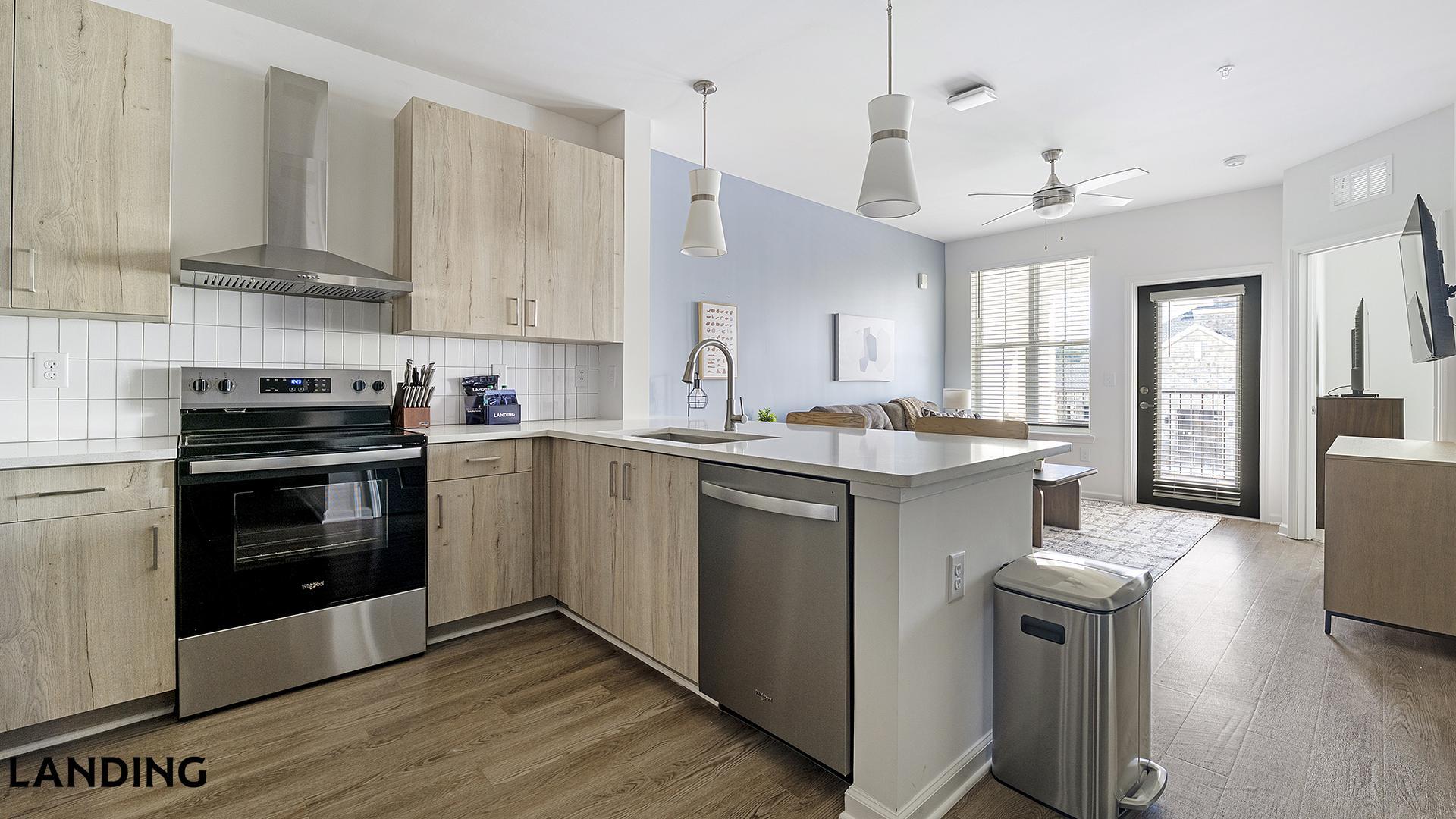 Building Photo - 2800 Milan Ct