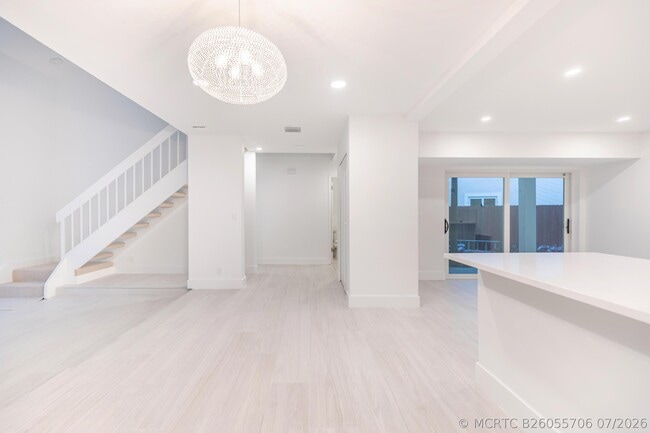 Building Photo - 7860 Stanway Pl
