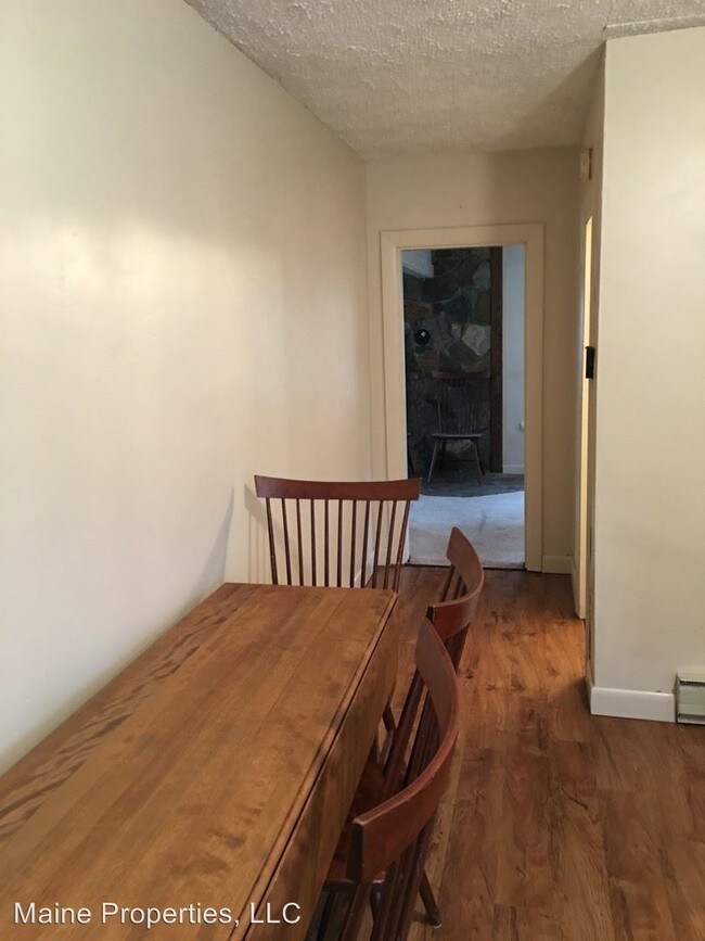 Building Photo - 2 br, 2 bath House - 1 Bonny Eagle Pond Road
