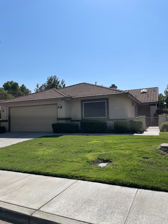Primary Photo - Charming 4 Bedroom Home For Rent