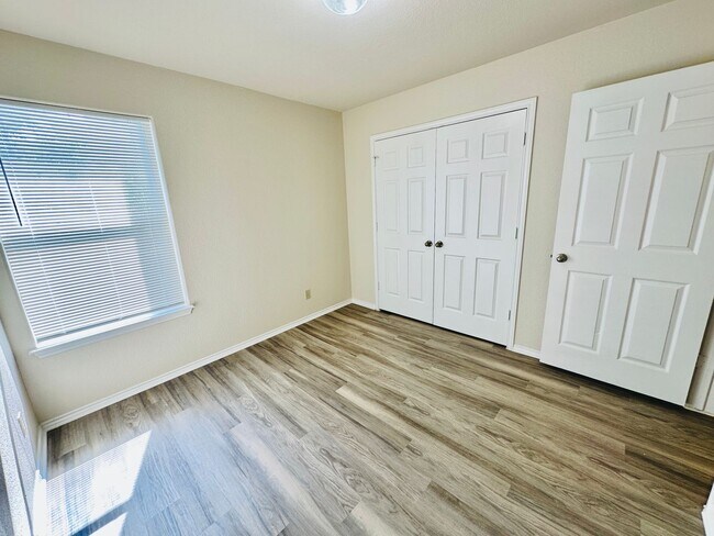 Building Photo - 8814 Schick Rd