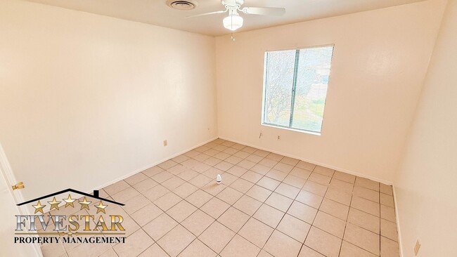 Building Photo - 7005 Quailwood Dr