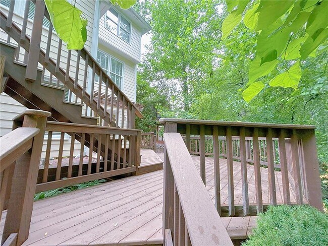 Building Photo - 280 Graystone Way