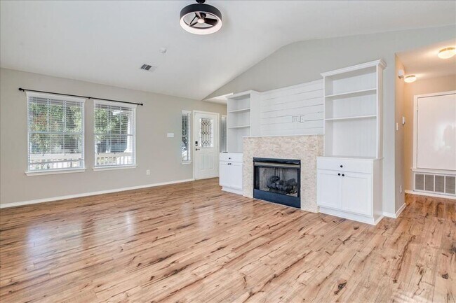 Building Photo - 175 Wetzel