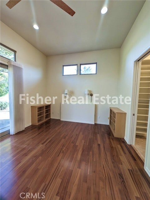 Building Photo - 627 Avocet Way