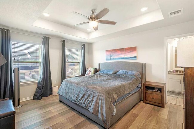 Building Photo - 217 Birch Oak Ln