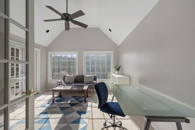 Building Photo - 97 Huntington Rd NE