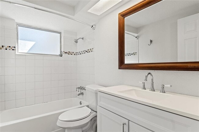 Building Photo - 4032 Westwood Dr