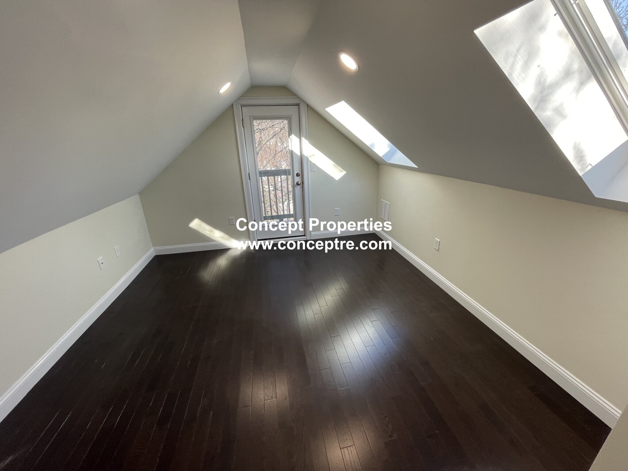 Building Photo - 48 Caldwell Rd