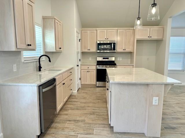 Building Photo - 3125 Gunnison River Dr