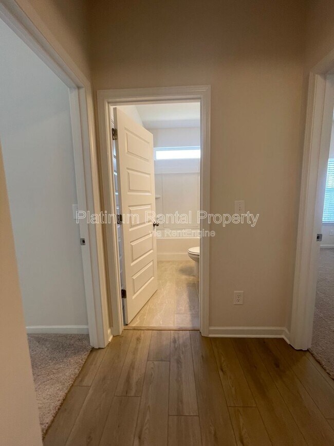 Building Photo - 32 Thedford Dr