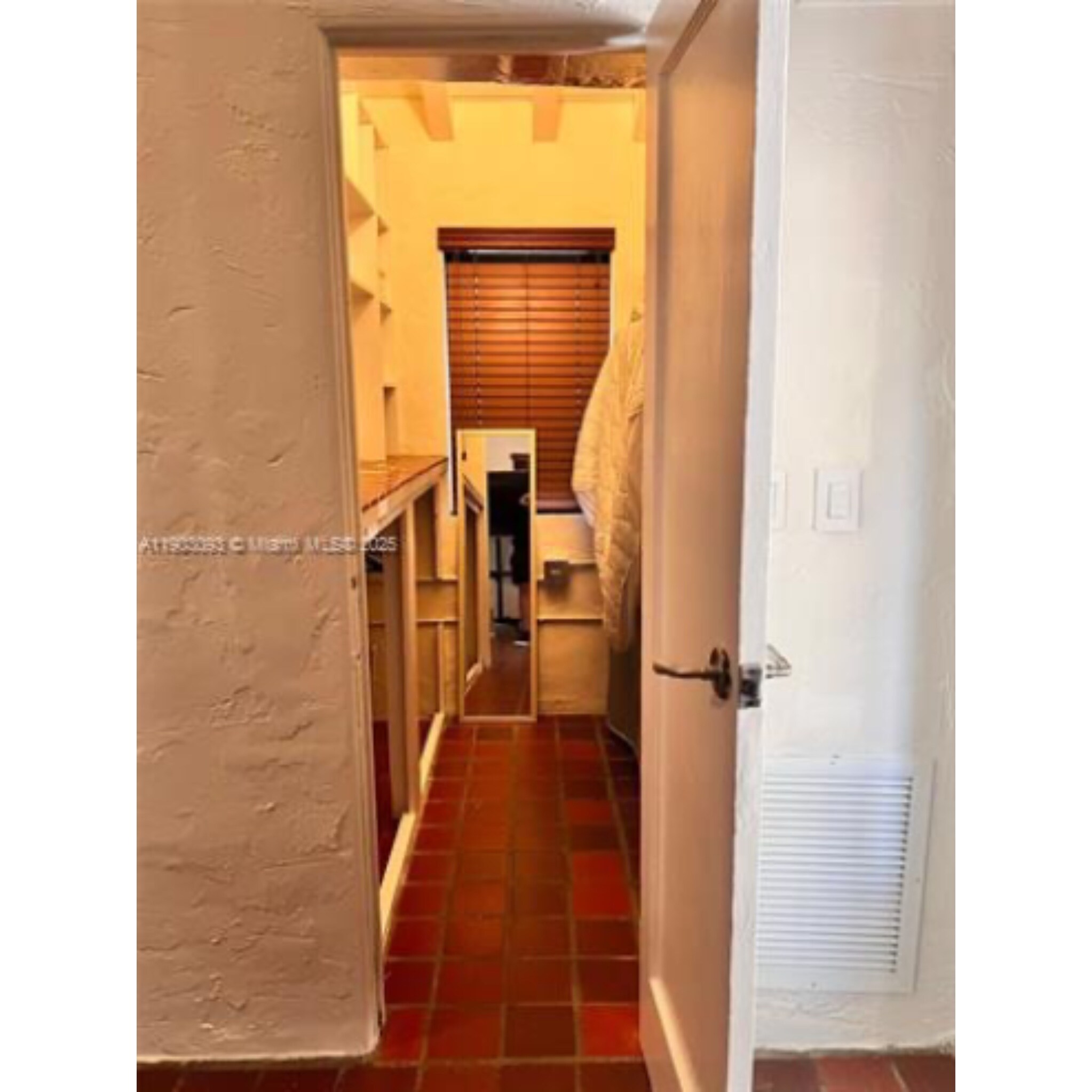 Building Photo - 1301 Milan Ave