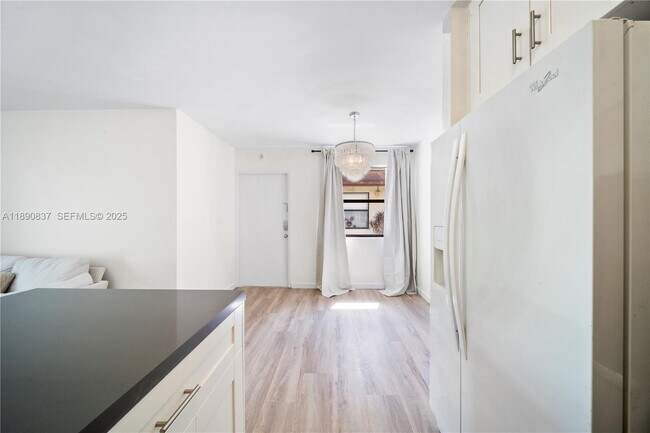 Building Photo - 485 NW 210th St