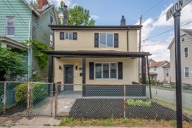 Building Photo - Gorgeous 3 bedroom home in Verona available September 1!