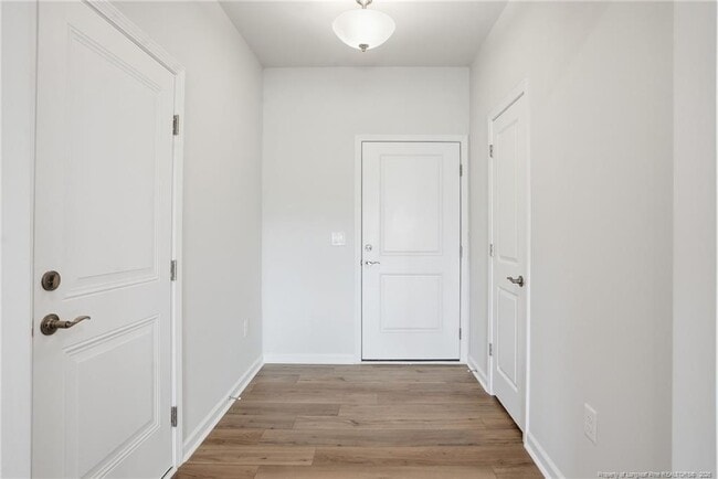 Building Photo - 1952 Dapple Dr