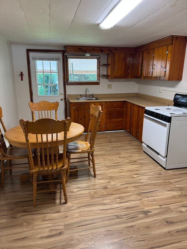 Building Photo - 268 Cragle Hill Rd
