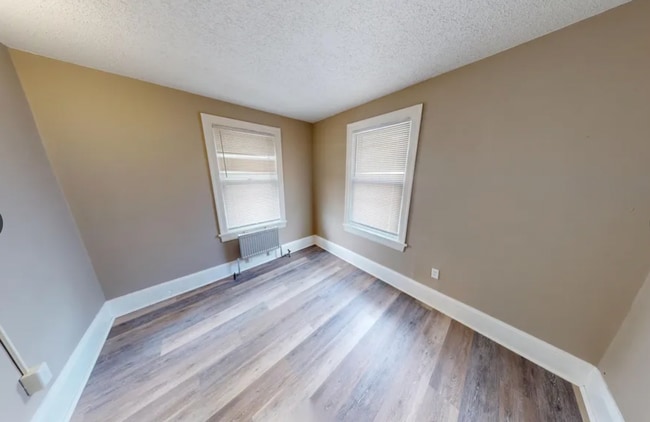 Building Photo - Renovated Twin Home Now Available for Immediate Move In