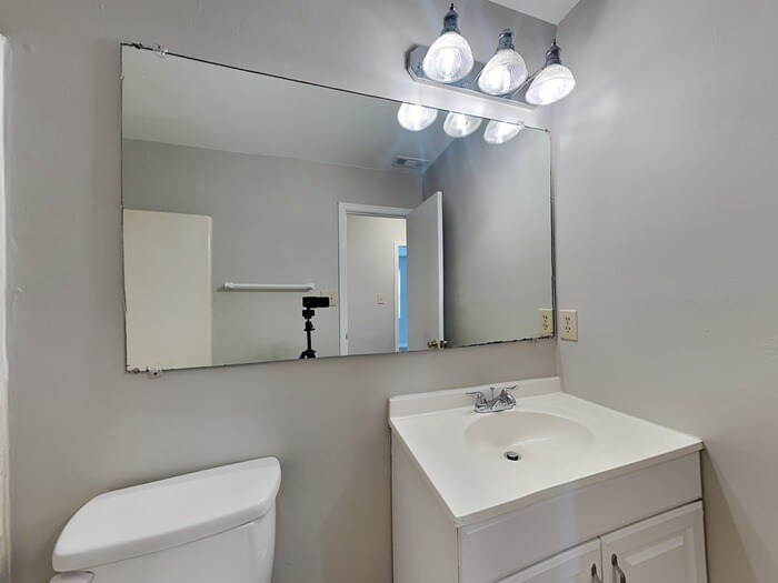 Building Photo - 9332 Winter Elm Ln