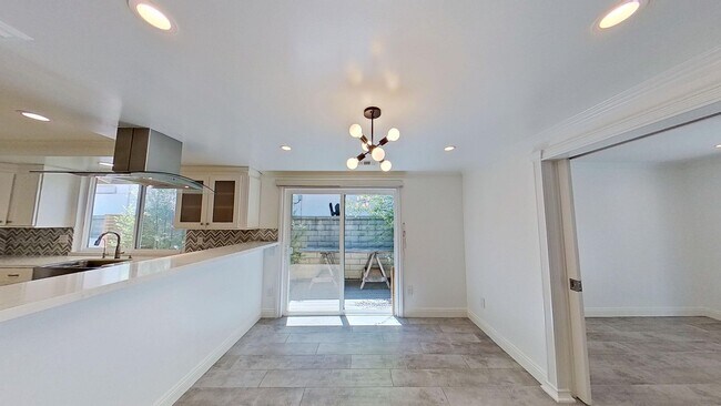 Building Photo - 6851 Via Angelina Dr
