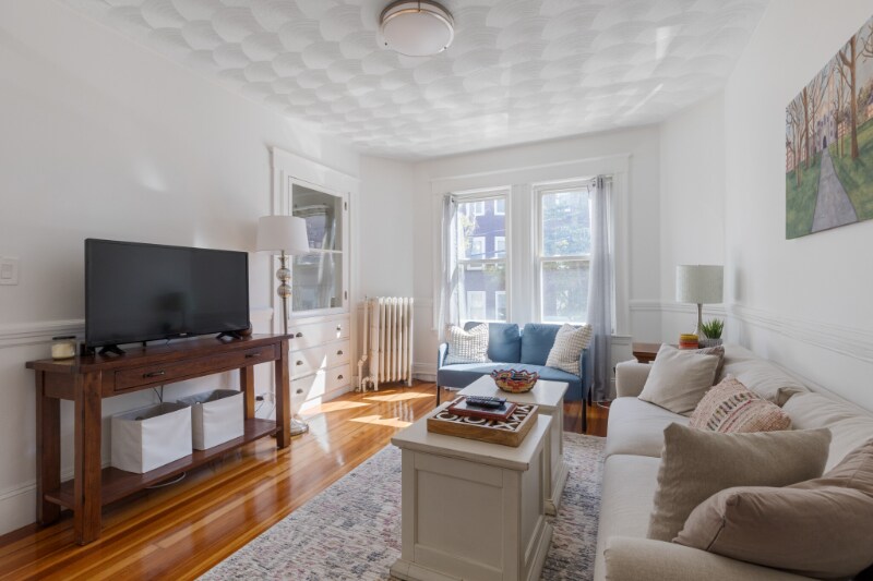 Primary Photo - 95 Beacon St