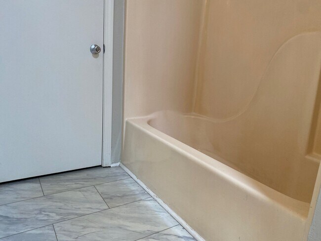 Building Photo - 25 Brianfield Cv