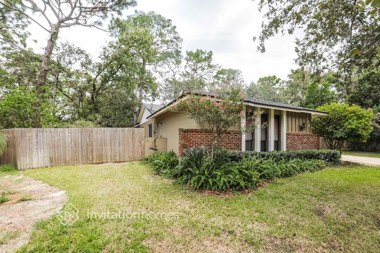 Building Photo - 102 Ingram Ct