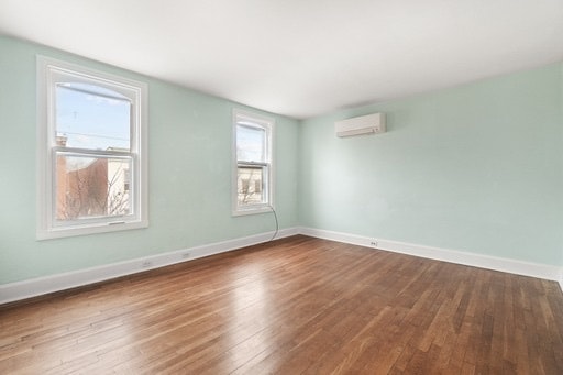 Building Photo - 104 W 3rd St