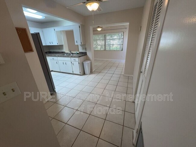 Building Photo - 8671 SW 97th St