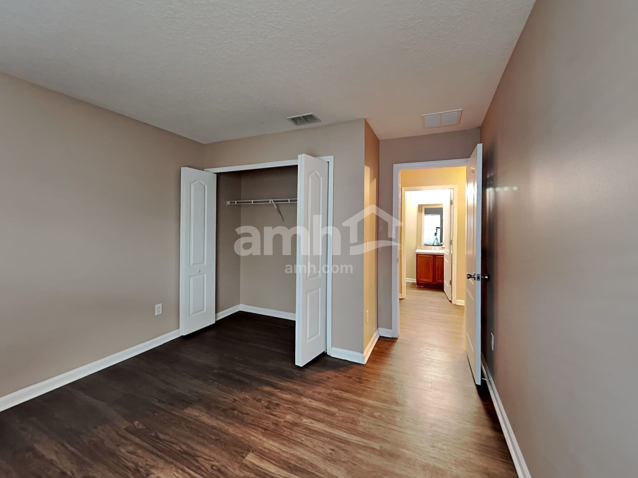 Building Photo - 12618 Wooded Bluff Ct