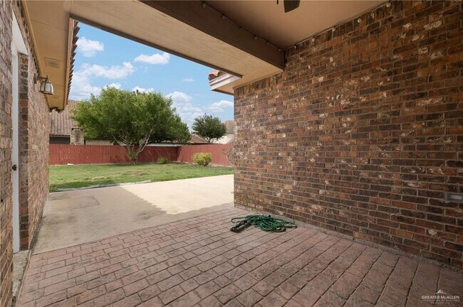 Building Photo - 3121 Whitewing Ave