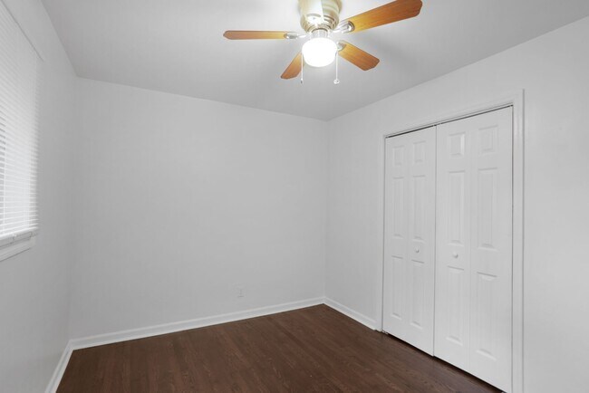 Building Photo - 2200 Camp Ground